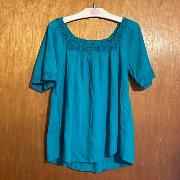 •SONOMA•TURQUOISE SQUARE CROCHET LIGHTWEIGHT FLOWY BODICE BLOUSE SIZE MEDIUM - Picture 3 of 8